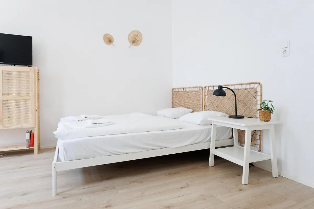 Wohnen Im 15 Ruhig Und Zentral Apartment Vienna